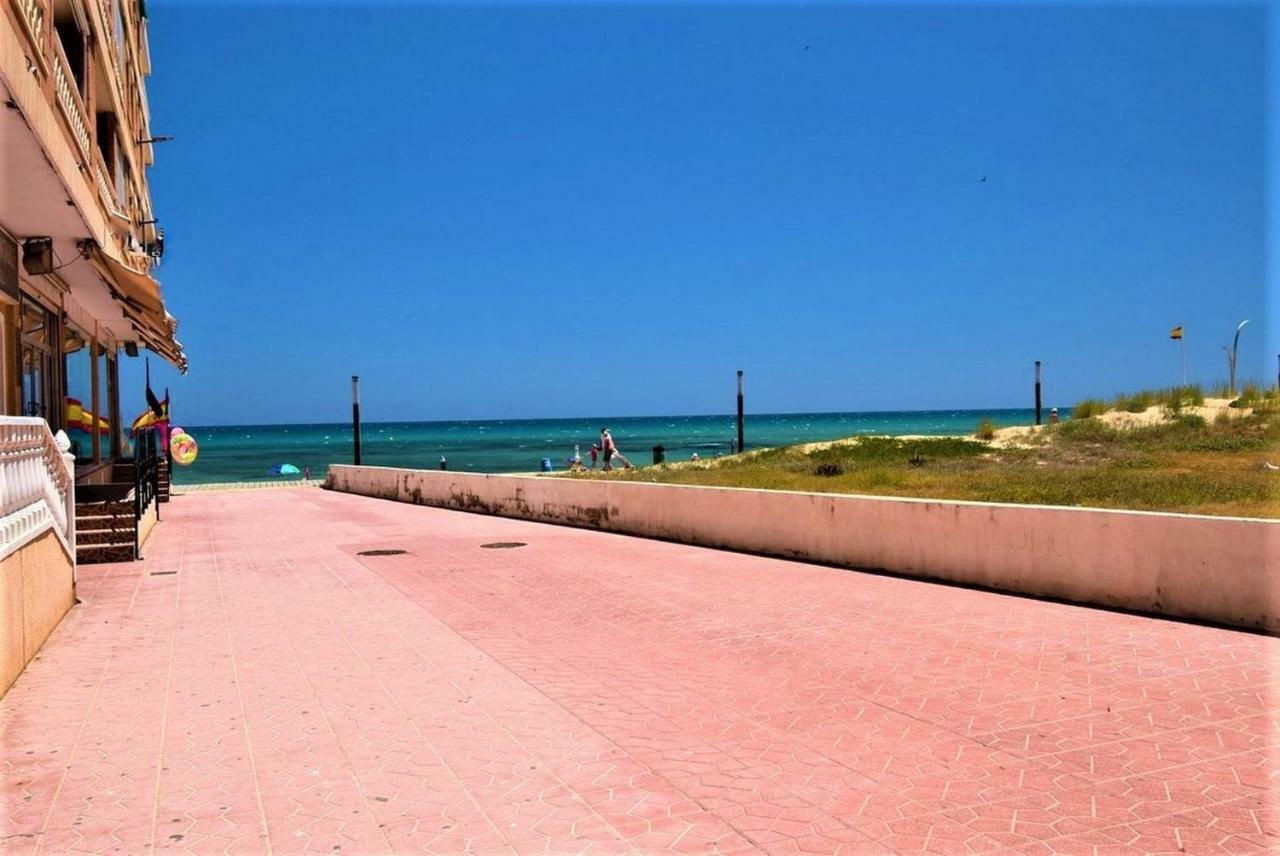 34 Retro Beach House - Alicante Real Estate Torrevieja Exterior photo